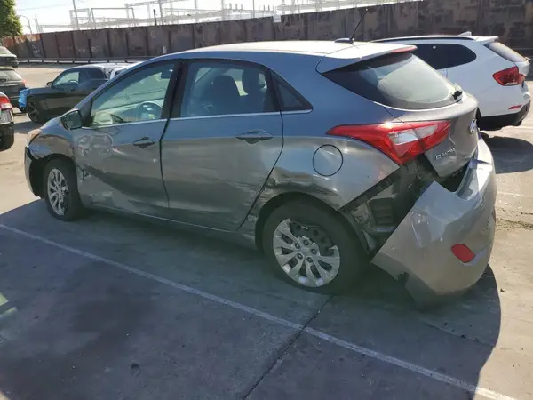 KMHD35LH8HU380552 2017 HYUNDAI ELANTRA - Image 2