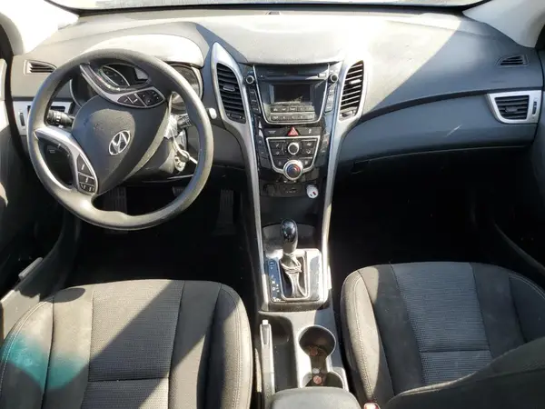 KMHD35LH8HU380552 2017 HYUNDAI ELANTRA - Image 8
