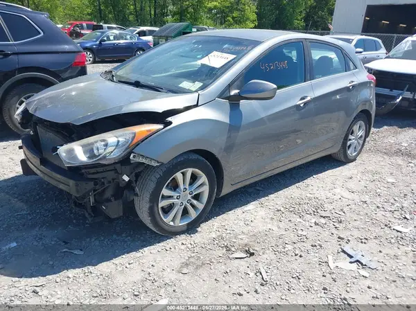 KMHD35LH8HU381393 2017 HYUNDAI ELANTRA - Image 2