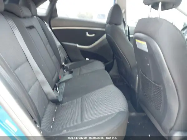 KMHD35LH8HU384102 2017 HYUNDAI ELANTRA - Image 8
