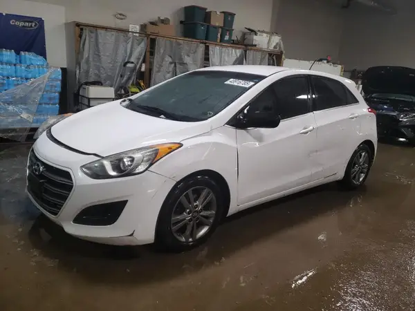 KMHD35LH9GU252139 2016 HYUNDAI ELANTRA - Image 1