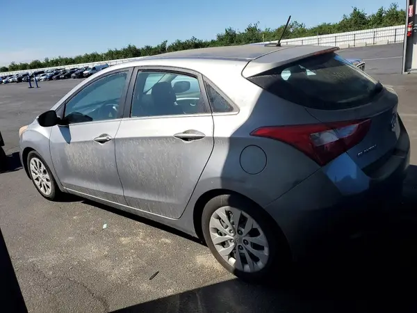 KMHD35LH9GU252349 2016 HYUNDAI ELANTRA - Image 2