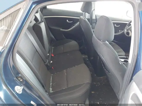 KMHD35LH9GU253064 2016 HYUNDAI ELANTRA - Image 8