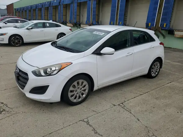 KMHD35LH9GU256465 2016 HYUNDAI ELANTRA - Image 1