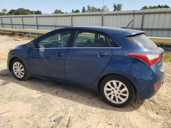 KMHD35LH9GU259477 2016 HYUNDAI ELANTRA - Image 2
