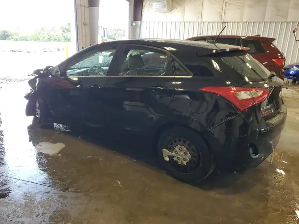 KMHD35LH9GU260550 2016 HYUNDAI ELANTRA - Image 2