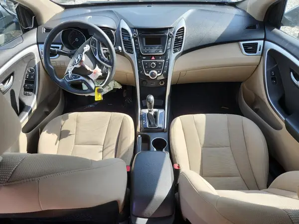 KMHD35LH9GU260550 2016 HYUNDAI ELANTRA - Image 8