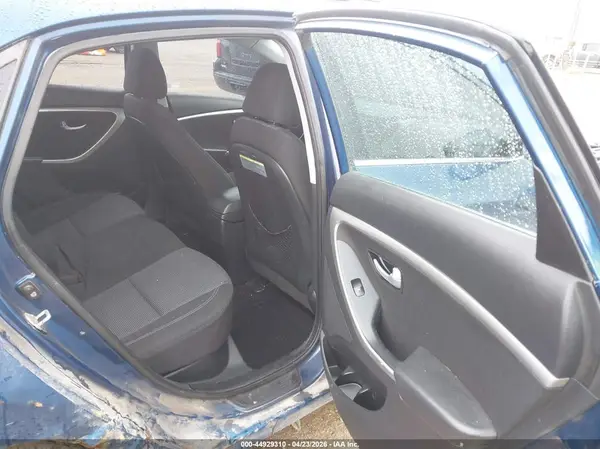 KMHD35LH9GU263335 2016 HYUNDAI ELANTRA - Image 8