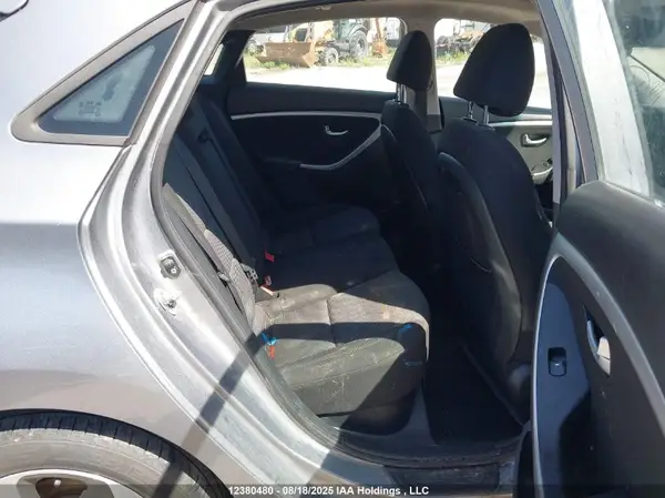 KMHD35LH9GU266039 2016 HYUNDAI ELANTRA - Image 8