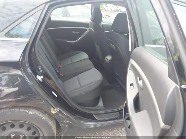 KMHD35LH9GU267692 2016 HYUNDAI ELANTRA - Image 8