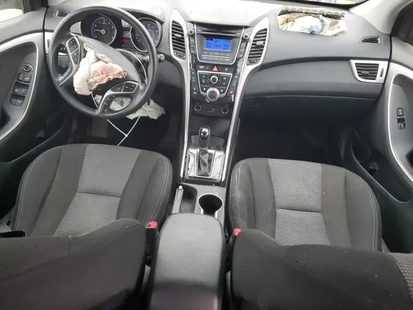 KMHD35LH9GU273041 2016 HYUNDAI ELANTRA - Image 8