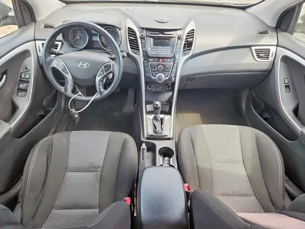 KMHD35LH9GU281253 2016 HYUNDAI ELANTRA - Image 8
