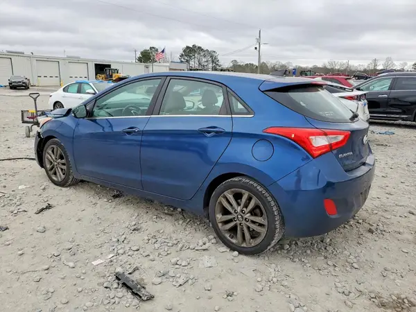 KMHD35LH9GU284248 2016 HYUNDAI ELANTRA - Image 2