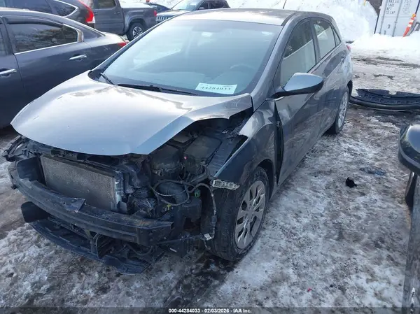 KMHD35LH9GU286632 2016 HYUNDAI ELANTRA - Image 2