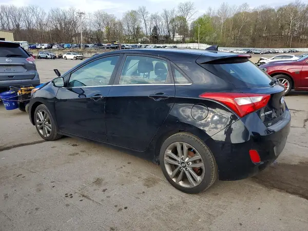 KMHD35LH9GU296271 2016 HYUNDAI ELANTRA - Image 2