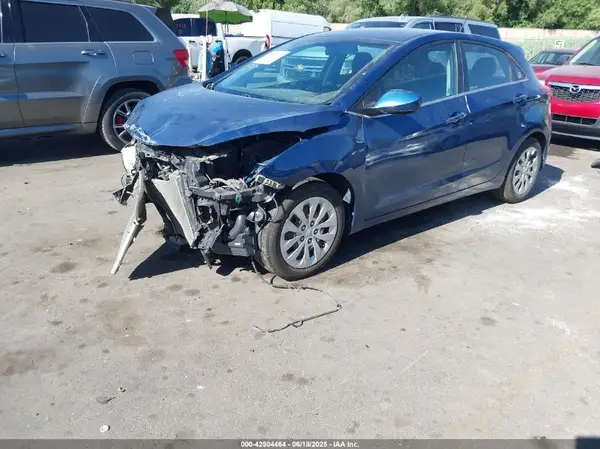 KMHD35LH9GU298358 2016 HYUNDAI ELANTRA - Image 2