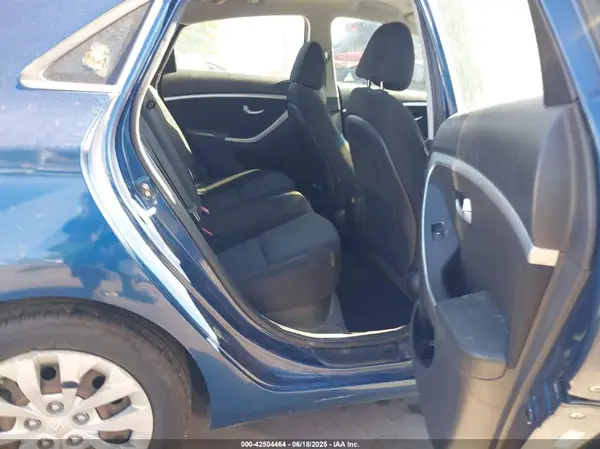KMHD35LH9GU298358 2016 HYUNDAI ELANTRA - Image 8