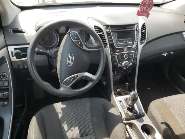 KMHD35LH9GU300903 2016 HYUNDAI ELANTRA - Image 8