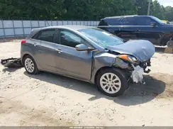 KMHD35LH9GU301596 2016 HYUNDAI ELANTRA