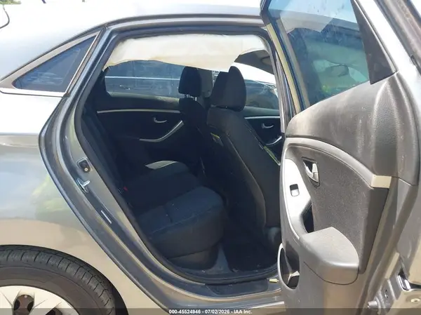 KMHD35LH9GU301596 2016 HYUNDAI ELANTRA - Image 8