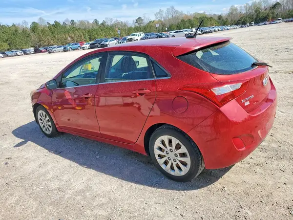 KMHD35LH9GU304773 2016 HYUNDAI ELANTRA - Image 2