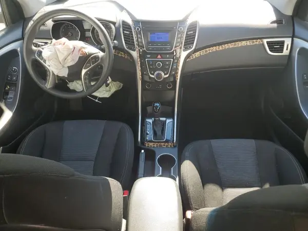KMHD35LH9GU305115 2016 HYUNDAI ELANTRA - Image 8