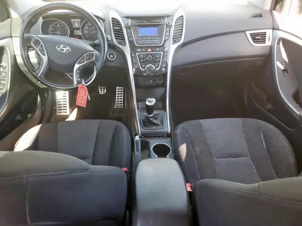 KMHD35LH9GU305678 2016 HYUNDAI ELANTRA - Image 8