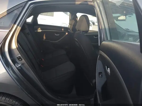 KMHD35LH9GU319015 2016 HYUNDAI ELANTRA - Image 8
