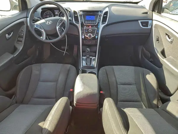 KMHD35LH9GU324635 2016 HYUNDAI ELANTRA - Image 8