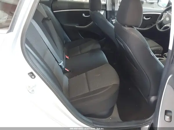 KMHD35LH9GU326675 2016 HYUNDAI ELANTRA - Image 8