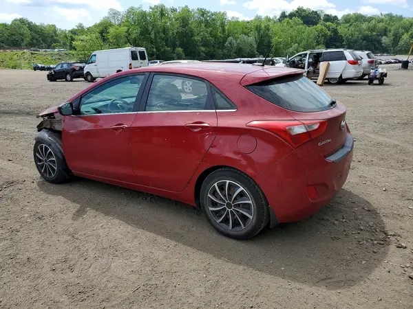 KMHD35LH9GU328605 2016 HYUNDAI ELANTRA - Image 2