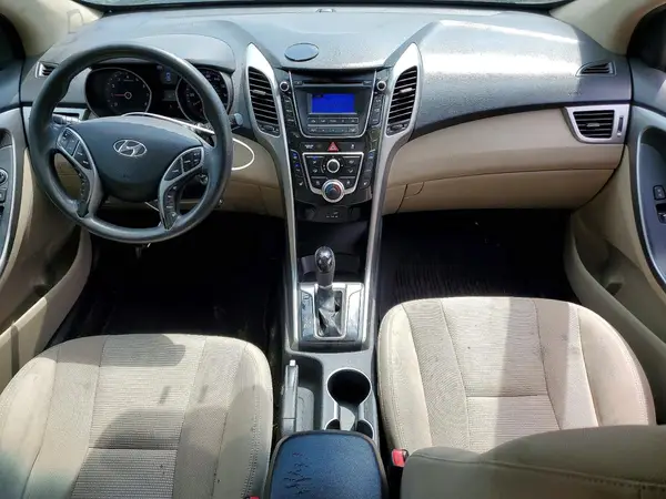 KMHD35LH9GU328605 2016 HYUNDAI ELANTRA - Image 8