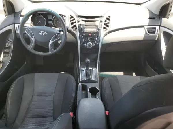 KMHD35LH9GU332895 2016 HYUNDAI ELANTRA - Image 8