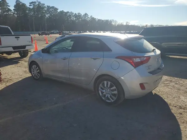 KMHD35LH9GU335134 2016 HYUNDAI ELANTRA - Image 2