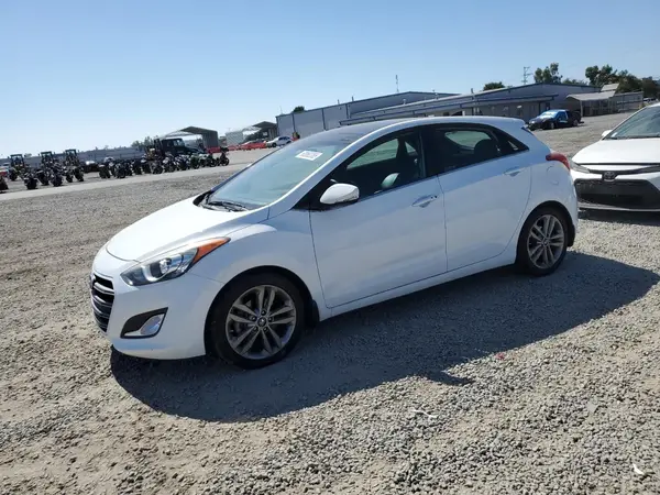KMHD35LH9GU337904 2016 HYUNDAI ELANTRA - Image 1