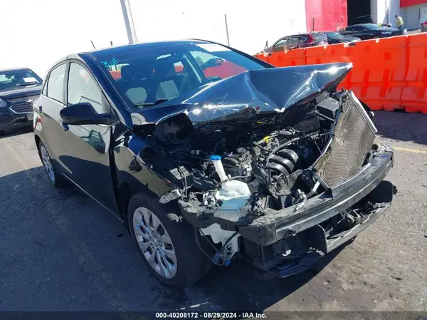 KMHD35LH9GU338468 2016 HYUNDAI ELANTRA - Image 1