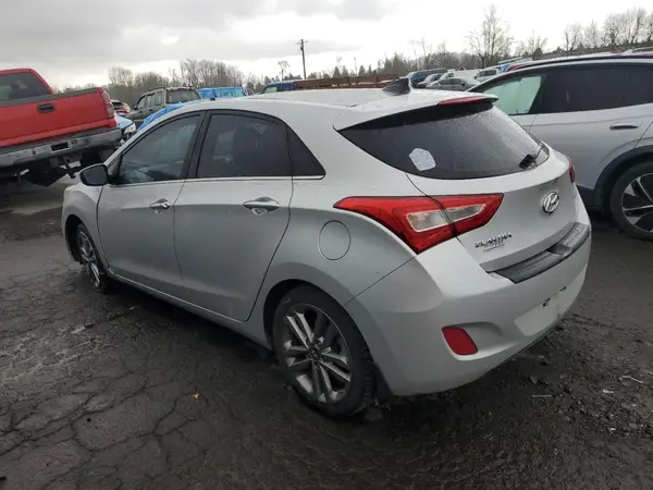KMHD35LH9GU338521 2016 HYUNDAI ELANTRA - Image 2