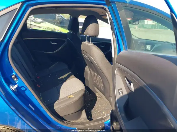KMHD35LH9HU349293 2017 HYUNDAI ELANTRA - Image 8