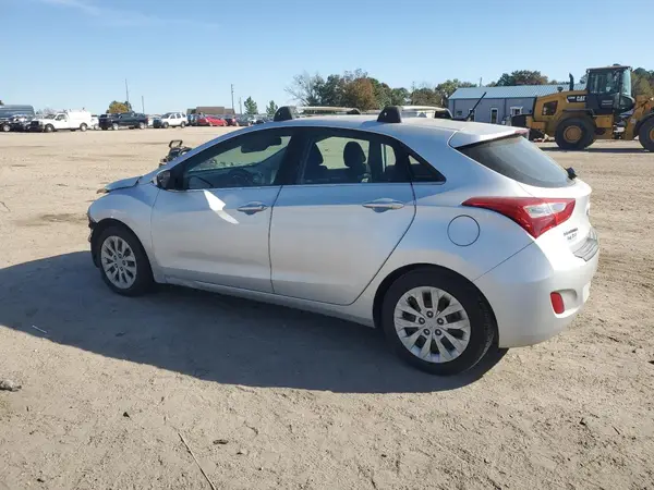 KMHD35LH9HU354140 2017 HYUNDAI ELANTRA - Image 2