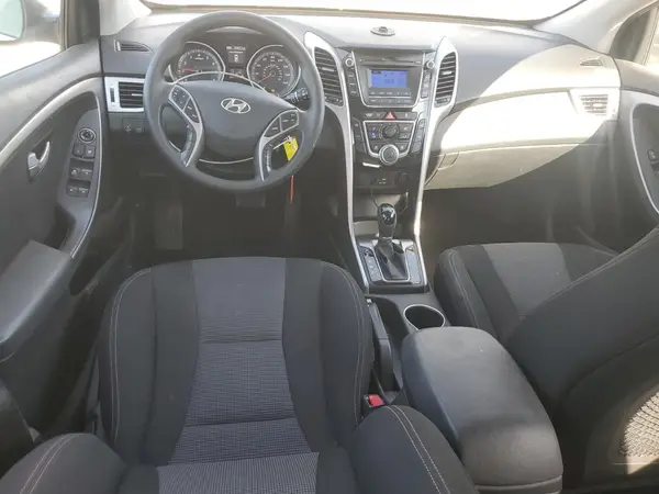 KMHD35LH9HU354140 2017 HYUNDAI ELANTRA - Image 8