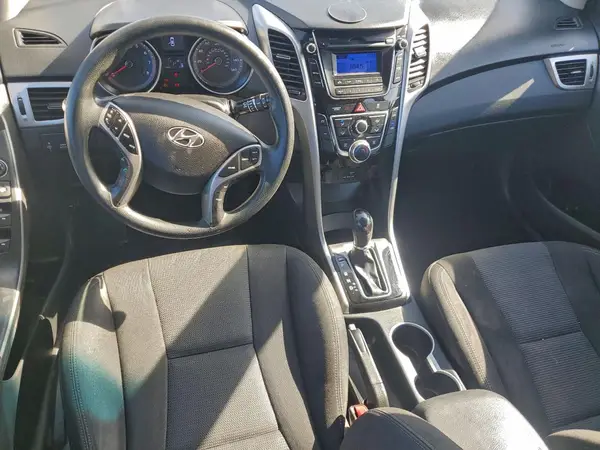 KMHD35LH9HU357975 2017 HYUNDAI ELANTRA - Image 8