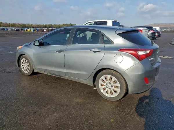 KMHD35LH9HU371567 2017 HYUNDAI ELANTRA - Image 2