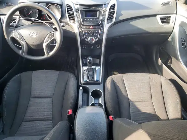 KMHD35LH9HU371567 2017 HYUNDAI ELANTRA - Image 8