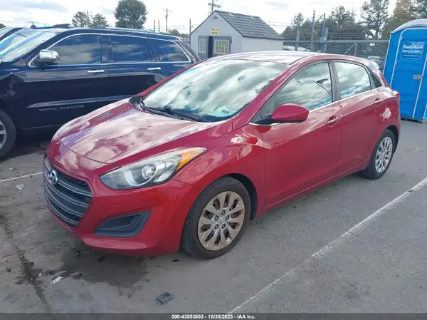 KMHD35LH9HU372279 2017 HYUNDAI ELANTRA - Image 2