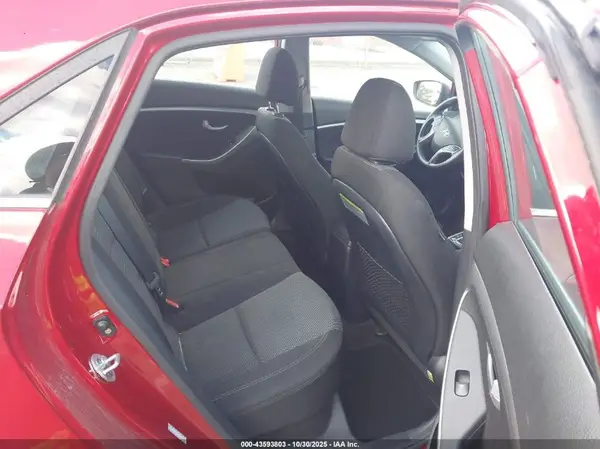 KMHD35LH9HU372279 2017 HYUNDAI ELANTRA - Image 8