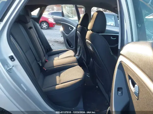 KMHD35LH9HU375599 2017 HYUNDAI ELANTRA - Image 8
