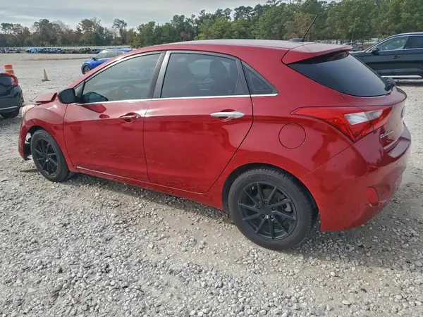 KMHD35LH9HU377112 2017 HYUNDAI ELANTRA - Image 2