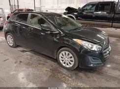 KMHD35LHXGU266261 2016 HYUNDAI ELANTRA