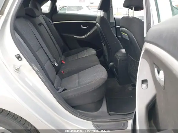 KMHD35LHXGU266602 2016 HYUNDAI ELANTRA - Image 8