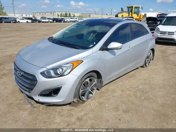 KMHD35LHXGU269046 2016 HYUNDAI ELANTRA - Image 2